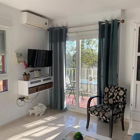 Minerva Seaview Διαμέρισμα *